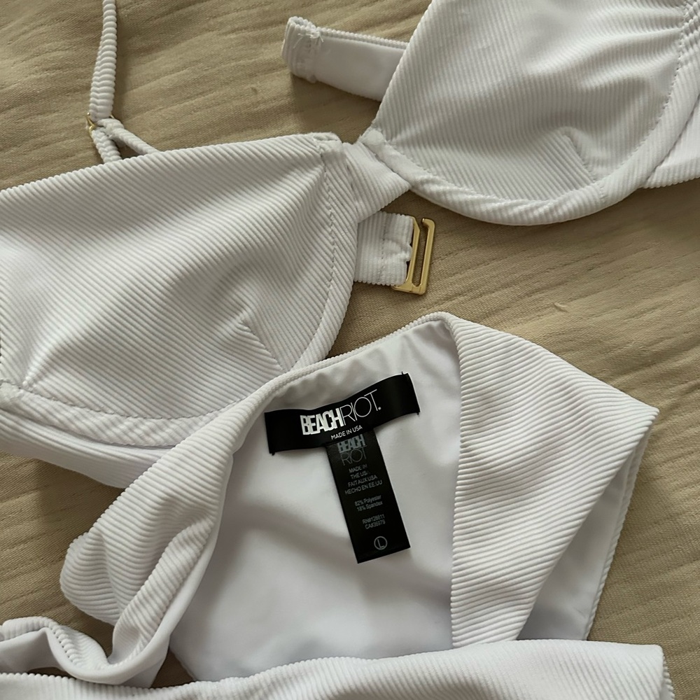 NWOT Beach Riot Bikini - Picture 7 of 7